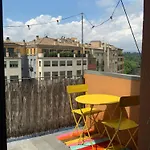Riverside Duplex Penthouse Apartment *